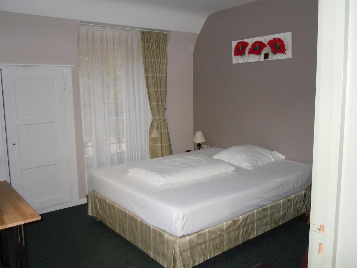 Hotel Malcot Мехелен Экстерьер фото